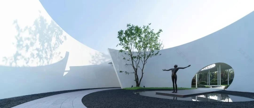 荣盛鹿山府销售中心,演绎梦幻、未来、充满诗意的气息 | 米修设计-15