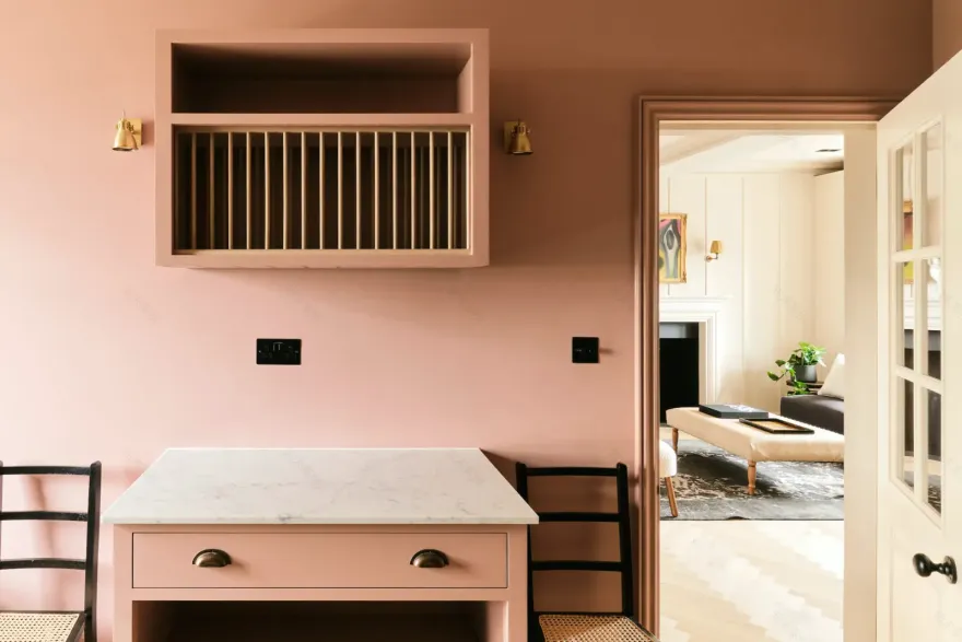 乔治·奥威尔故居 | 粉色厨房的复古与现代完美融合-4