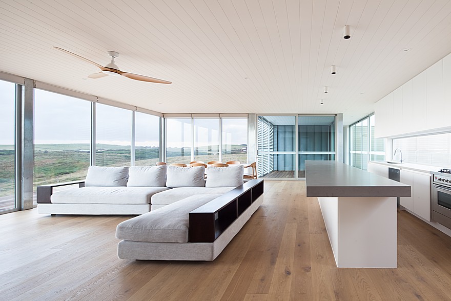 Phillip Island House is an Architectural Solution for an Exposed Coastal Site-24