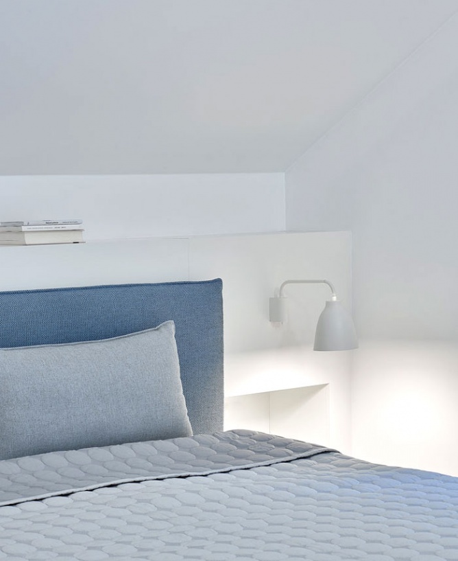 极简主义和鲜明特色的家-11