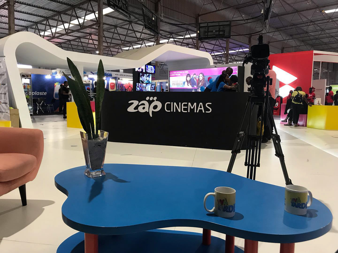 ZAP TV 频道展位设计丨BØRN Angola-12