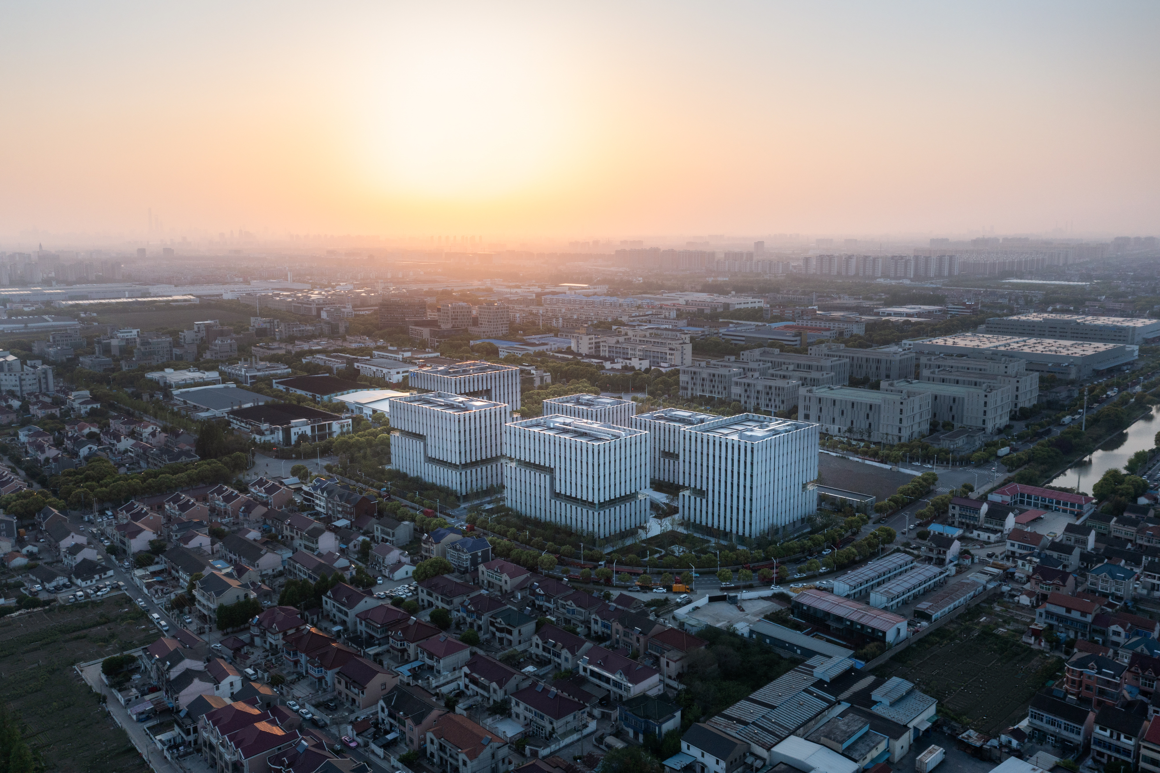 建筑摄影｜张江高端医疗器械产业园区-0