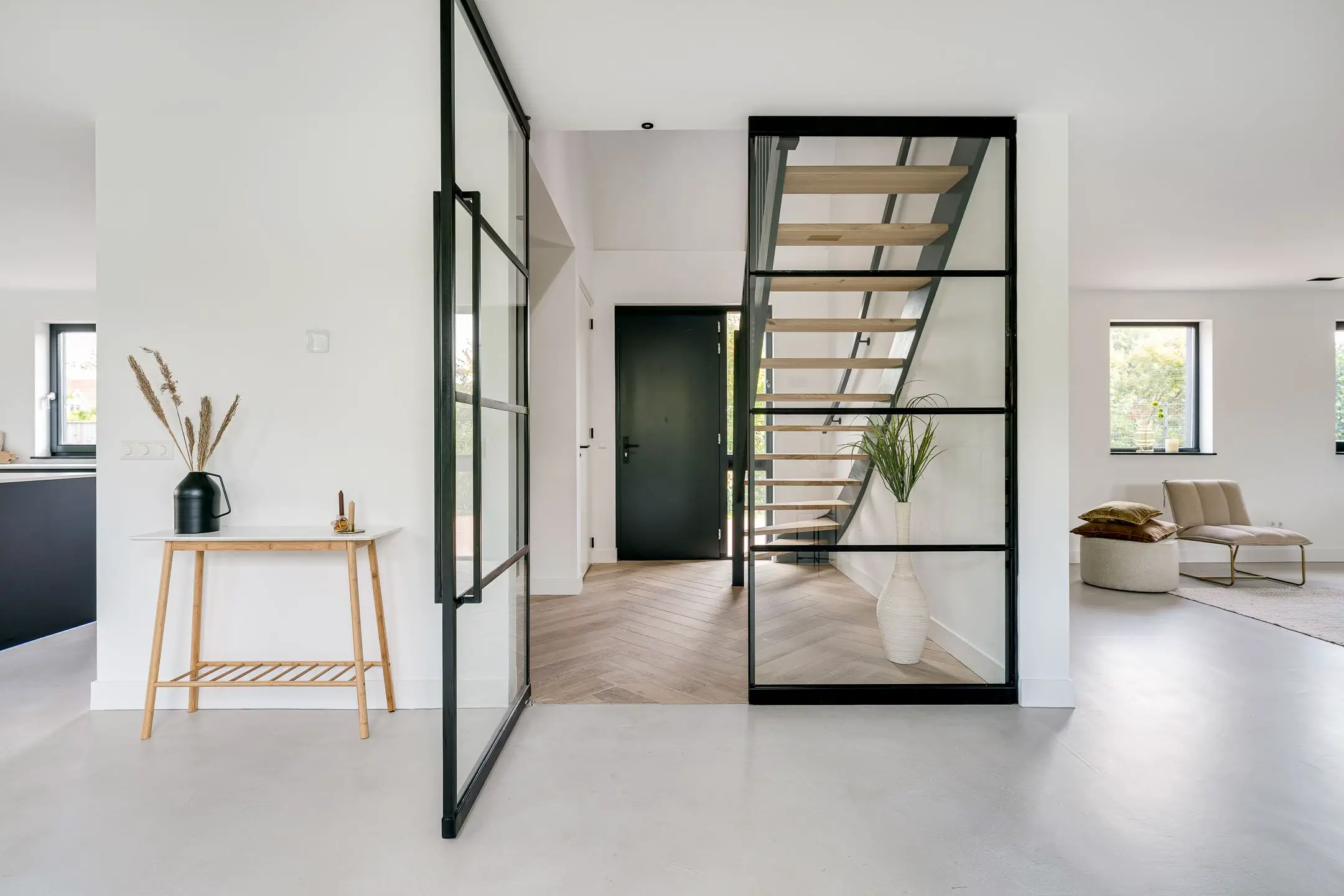 荷兰自然风格明亮当代住宅设计-13