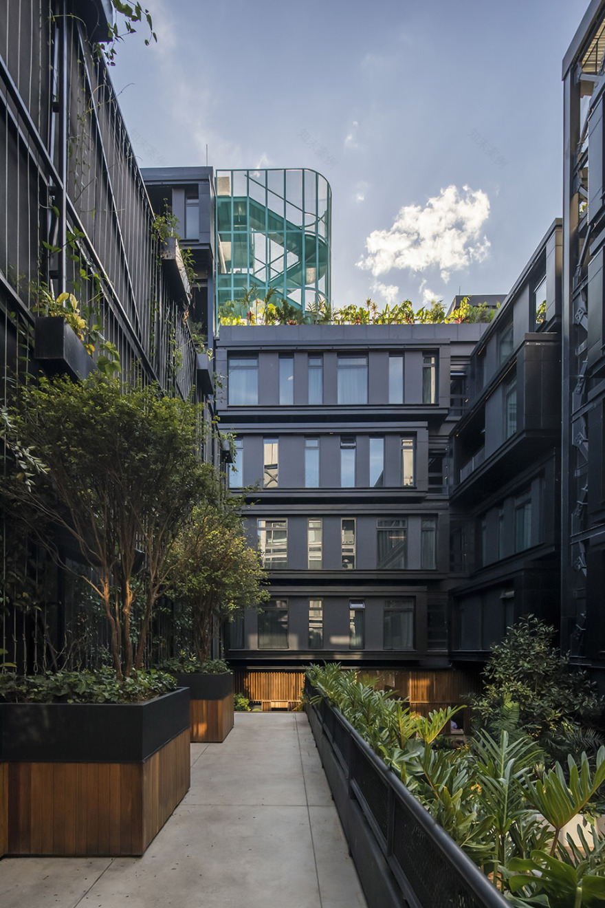 麦德林Click Clack酒店,哥伦比亚 / Plan:B Arquitectos-45