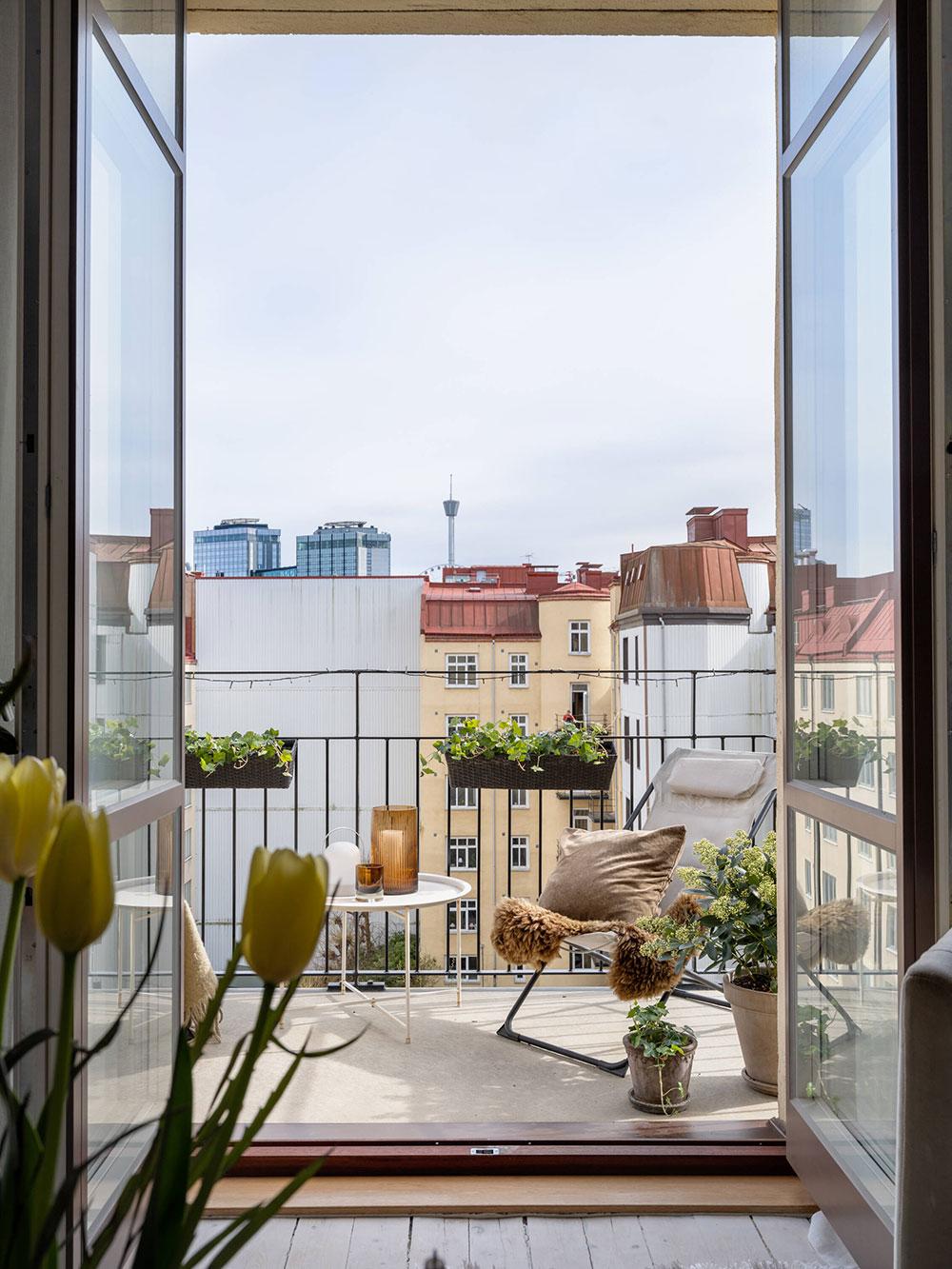 瑞典 41 平米小公寓的温馨灰色空间设计-22