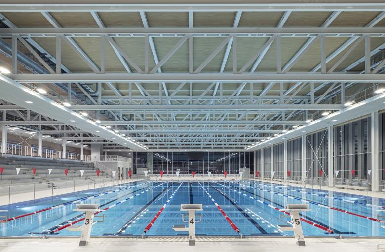 Sportbad NeckarPark 游泳馆丨德国斯图加特丨Niels Schubert Fotograf | BFF-0