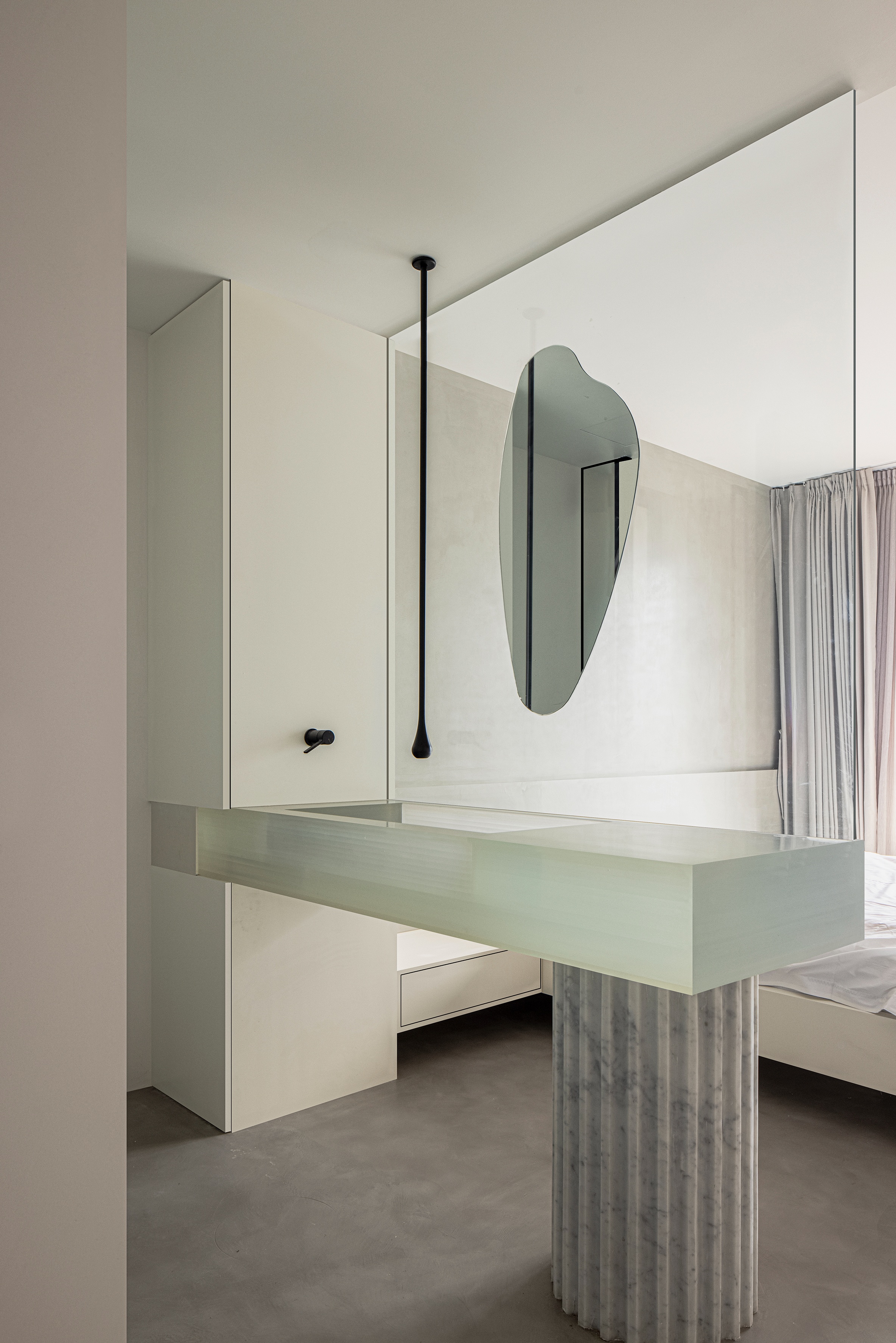 寻心归处,留白与蓝的极简居所丨中国上海-74