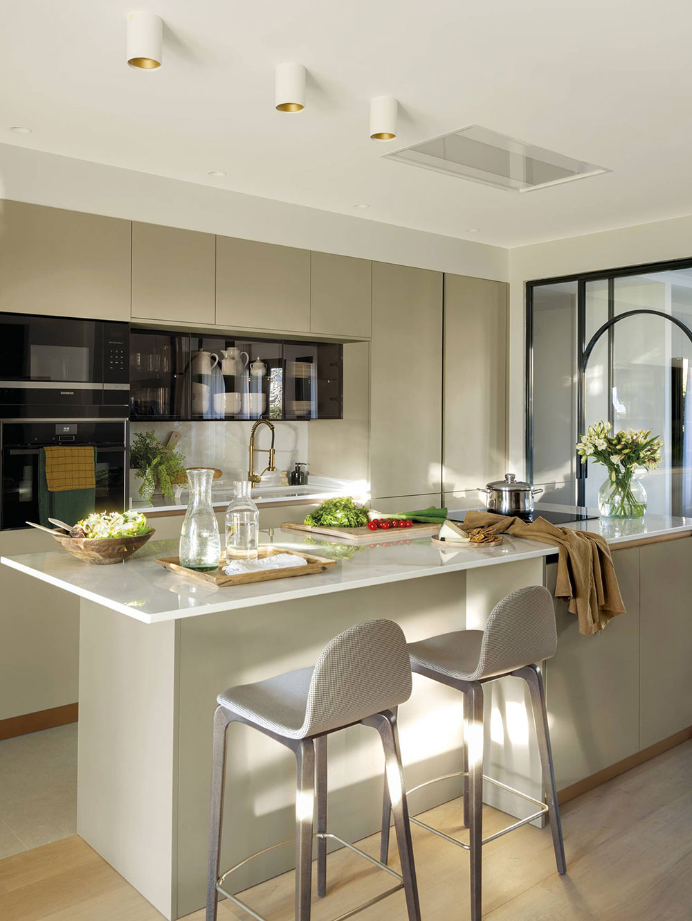 自然色调的优雅公寓设计-7