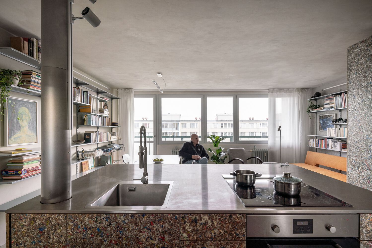 废材打造现代公寓丨意大利布拉-5