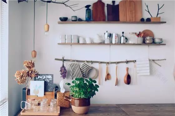 Color Case/90后帅小伙儿仅花3千爆改出租屋后-14