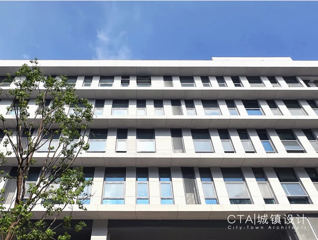 南京工业大学江浦校区三期工程建设项目（海外学院）丨中国南京丨南京城镇建筑设计咨询有限公司,南京长江都市建筑设计有限公司-32