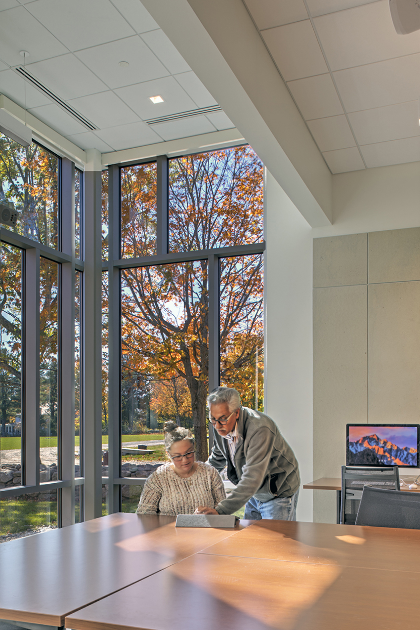 SLAM Collaborative 打造 Colby Sawyer 学院艺术中心-16