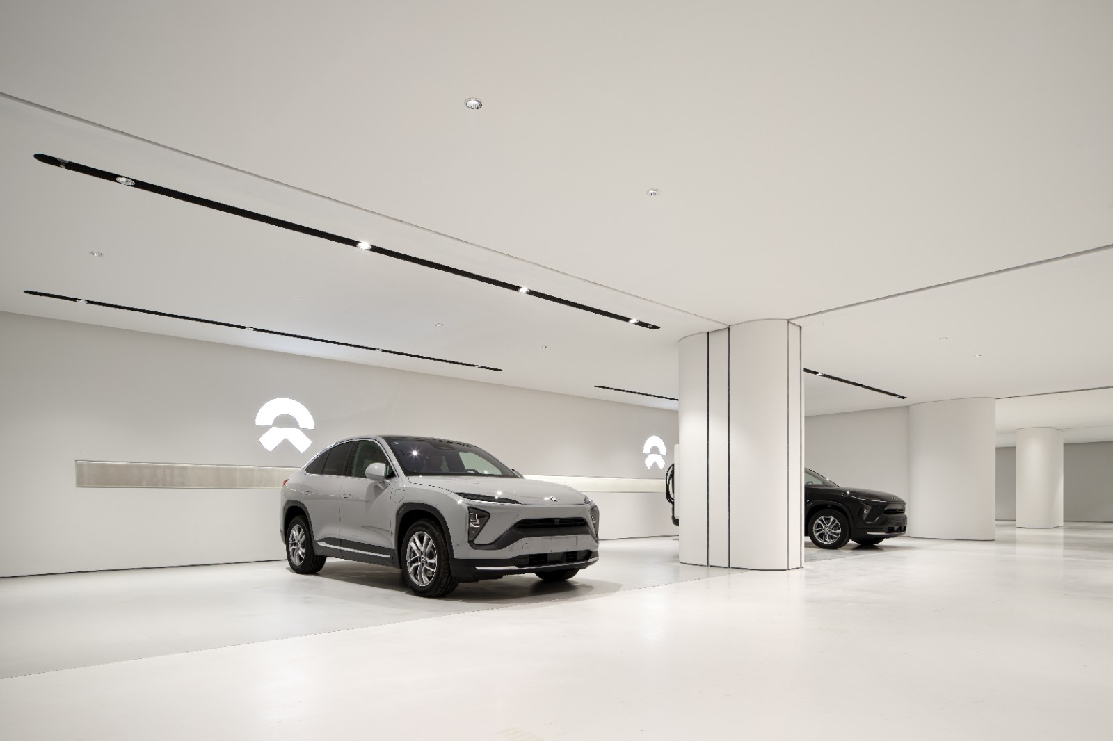 蔚来长沙交付中心丨中国长沙丨泊赫设计-28