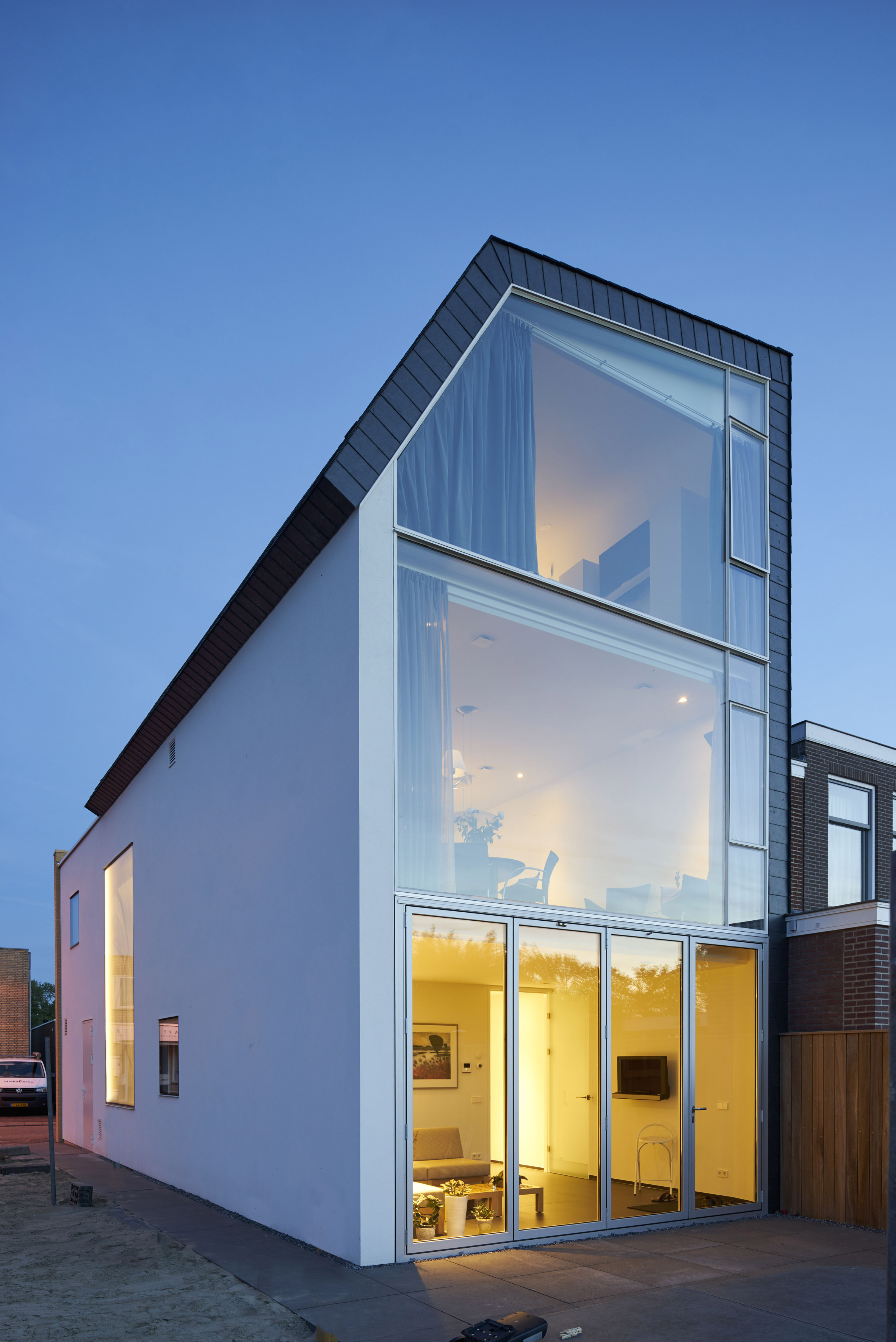 Ruud Visser Architects completes house in Holland that looks like a giant A-14