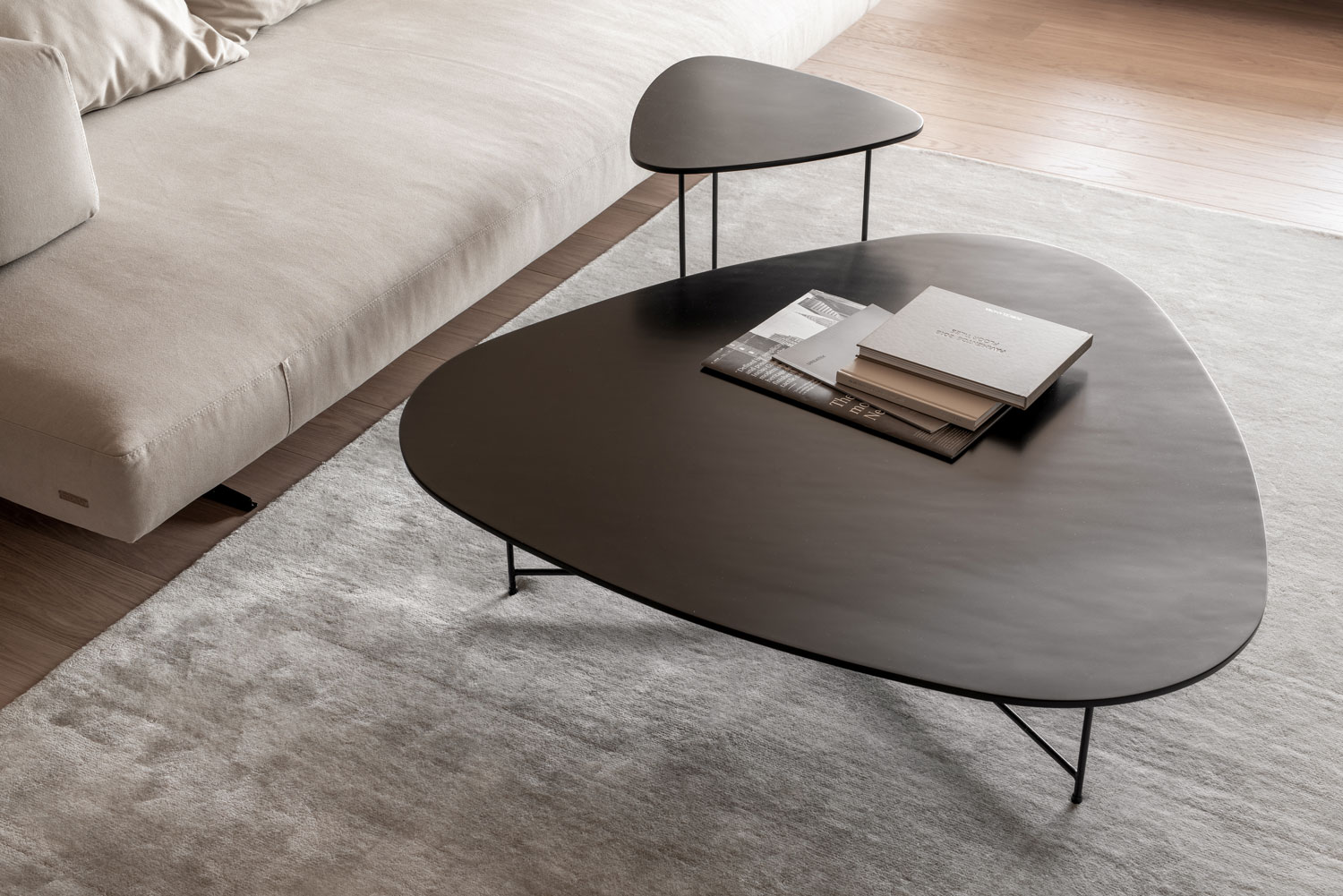 Under roof FORM Bureau-14