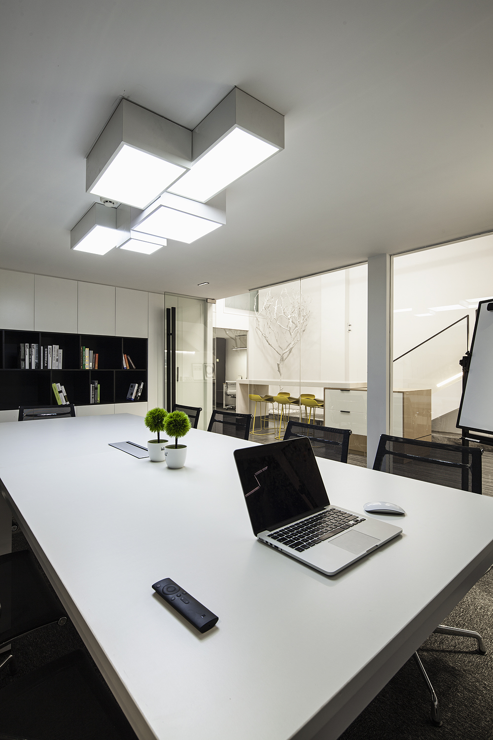 上海都睿科技办公室设计 | 高度利用空间，科技简洁年轻-12