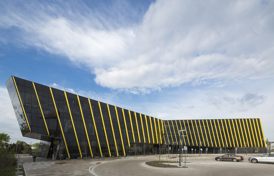 Northeastern Illinois University / JGMA-13