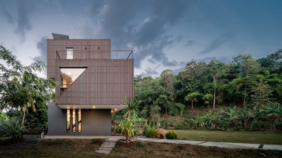 泰国 MHS 住宅，雕塑般的混凝土山居-41