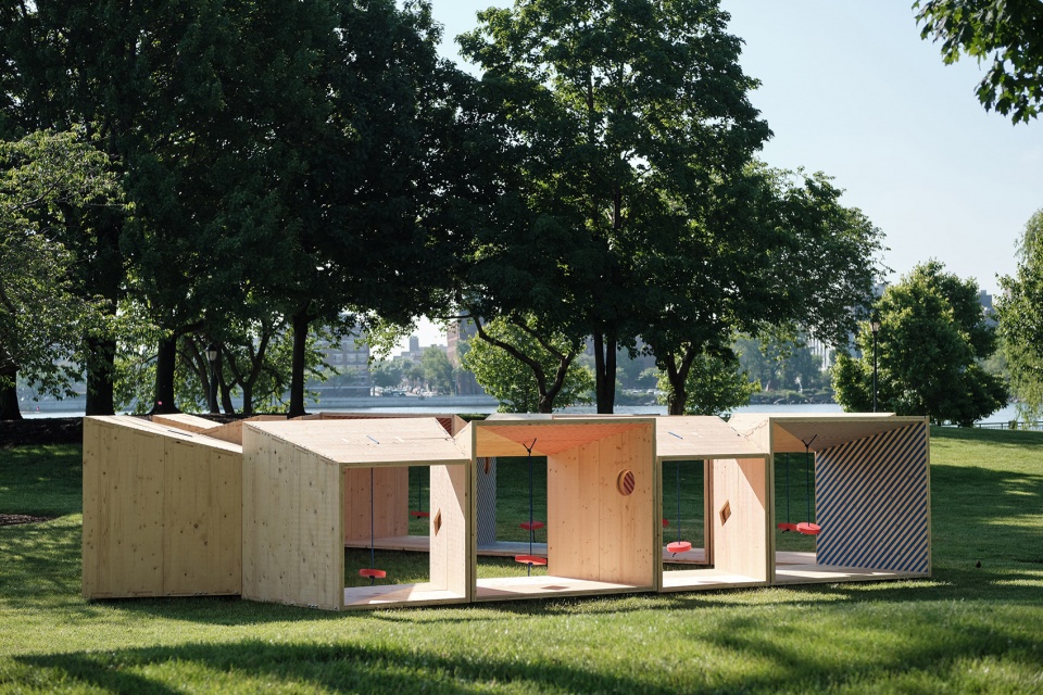 纽约回收木质展亭“Salvage Swings”-13