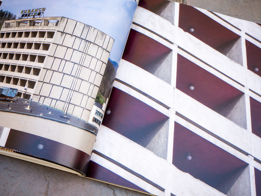 《Brutalista disztópia a kommunista érából》 | 记录历史,传承精神,独特的设计风格-5