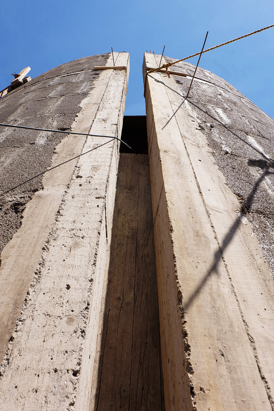 矗立在岬角的神圣小教堂,西班牙 / Alejandro Beautell-60