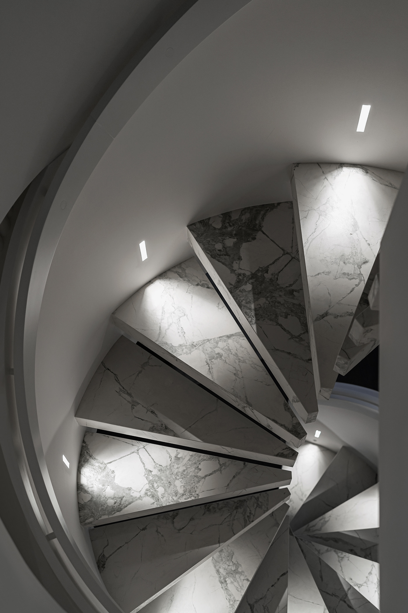 IQ77SL 顶层住宅丨乌克兰丨IQOSA-35