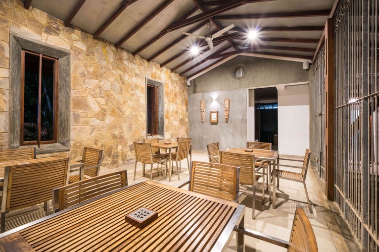 伊萨纳海滩别墅-20