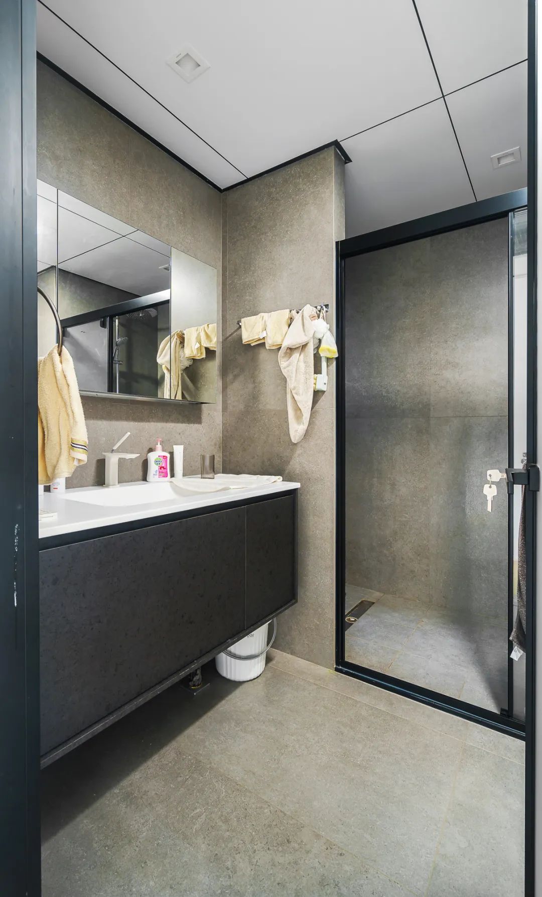 现代简约三居,温馨轻奢之选丨中国北京丨乐屋十里河店袁丽老师-37