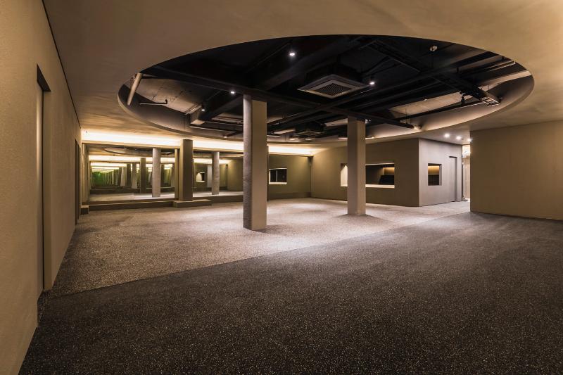 简约黑白色调，68 平健身中心室内设计-2