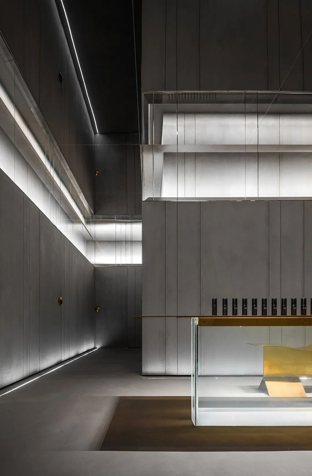 DOMANI 东仓 | 深圳科技美容概念旗舰店，亮如白昼的夜及温和的肢解-26