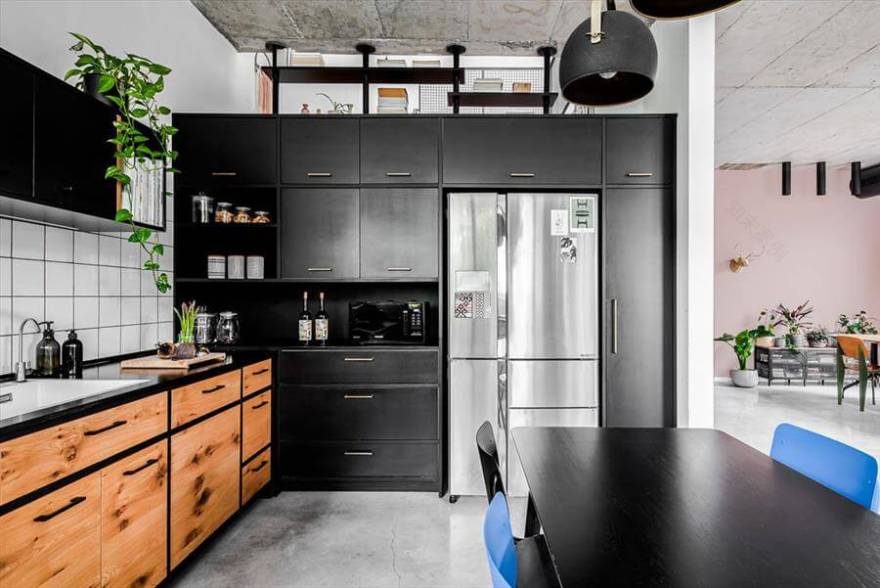 工业风姐妹合住双户住宅设计丨室内设计师雅艾尔·戈尔比茨-25