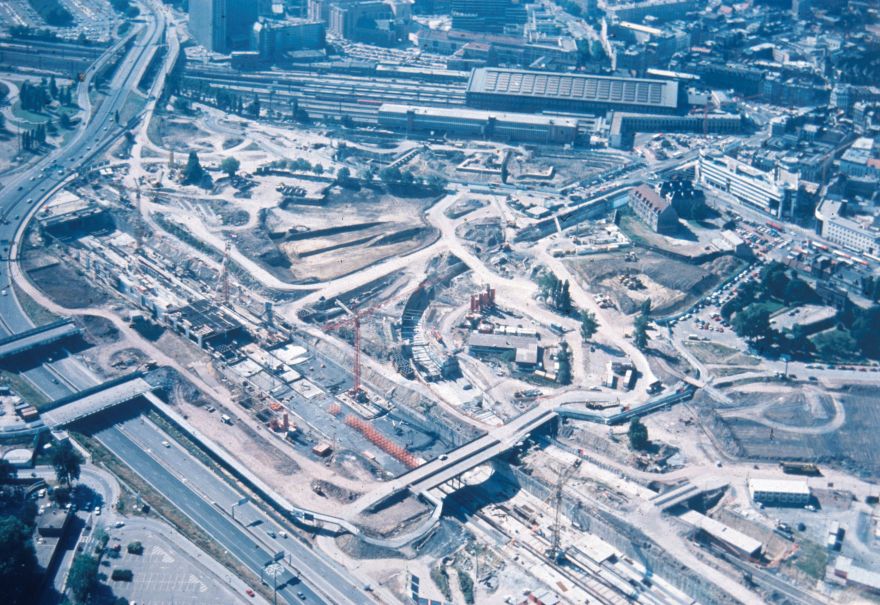 欧亚列车站 · OMA 打造法国里尔城市更新典范-33