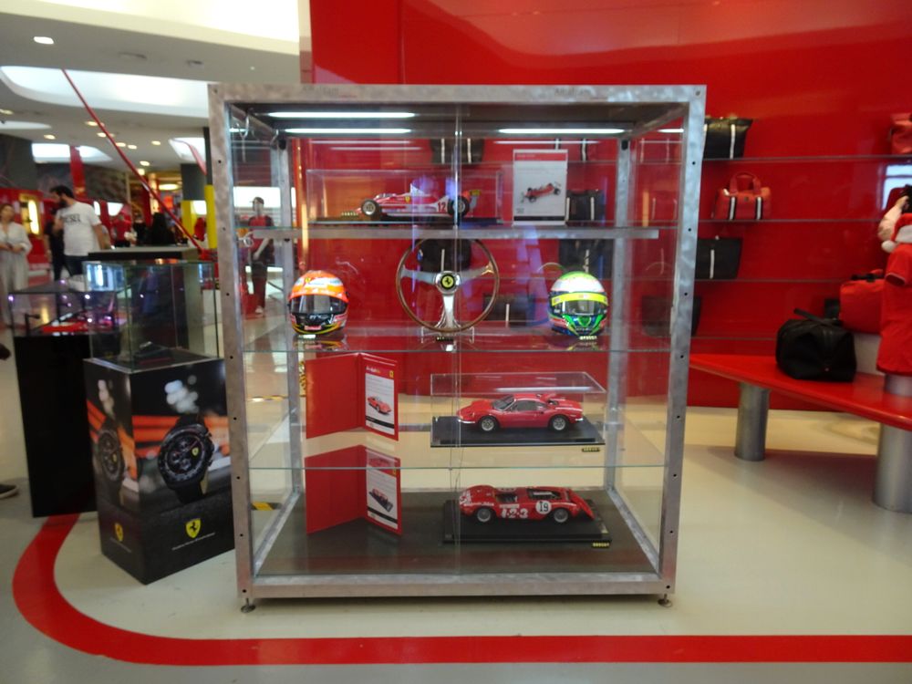 フェラーリ・ワールド・アブダビ | UAE の建築【世界建築巡り】-68