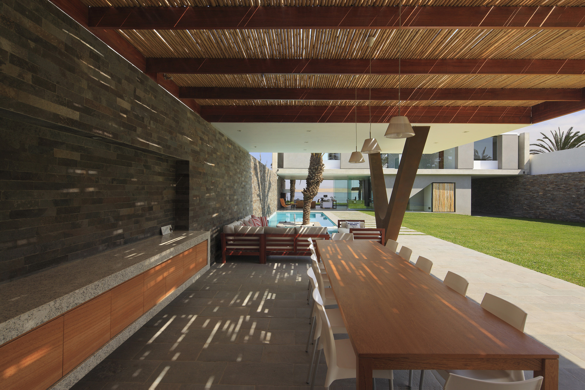 Peru 海滨别墅 | 透明空间与自然元素完美融合-27