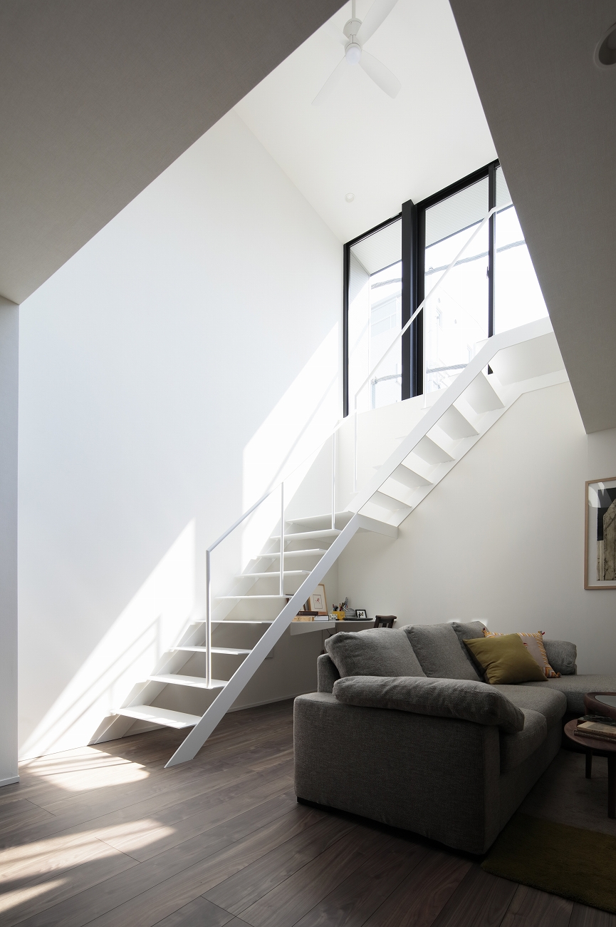 东京商业街最小住宅设计-6