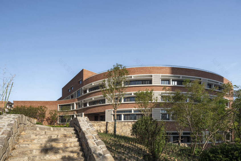 【AT】深圳易加-SZA设计新作|成于矿坑——童泰国际学校-89