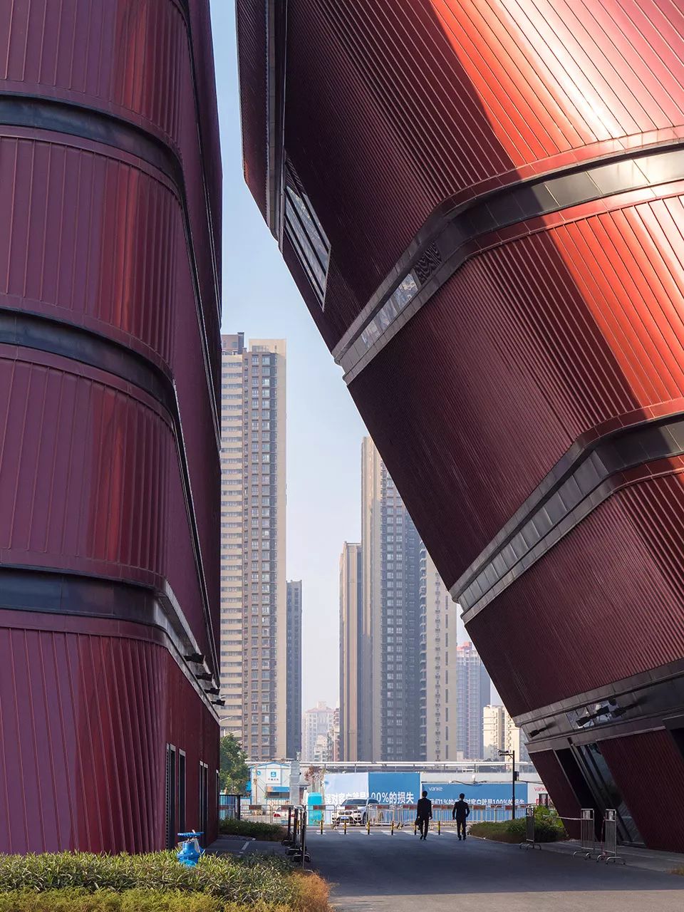 深圳龙岗文化中心 | 混凝土雕塑般的室内空间-21