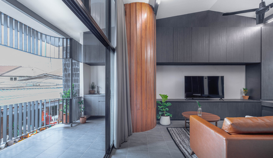 Baan Priggang / BodinChapa Architects-45