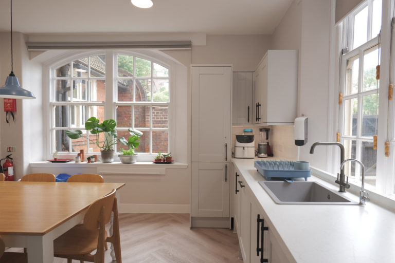 Wycombe Abbey Boarding Kitchens & Furniture - Envoplan-10