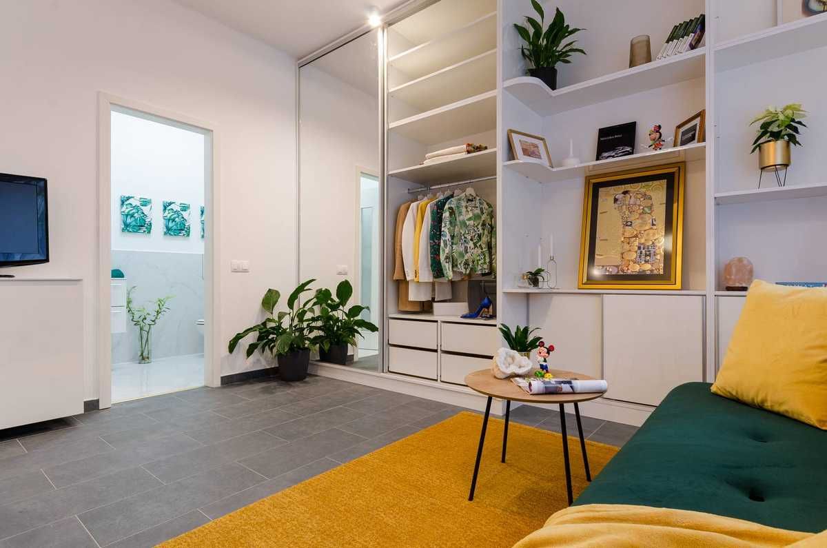 Квартиры студии в современном стиле, 5 проектов - Фото интерьеров-136