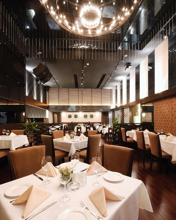 
Moon's Steakhouse -2