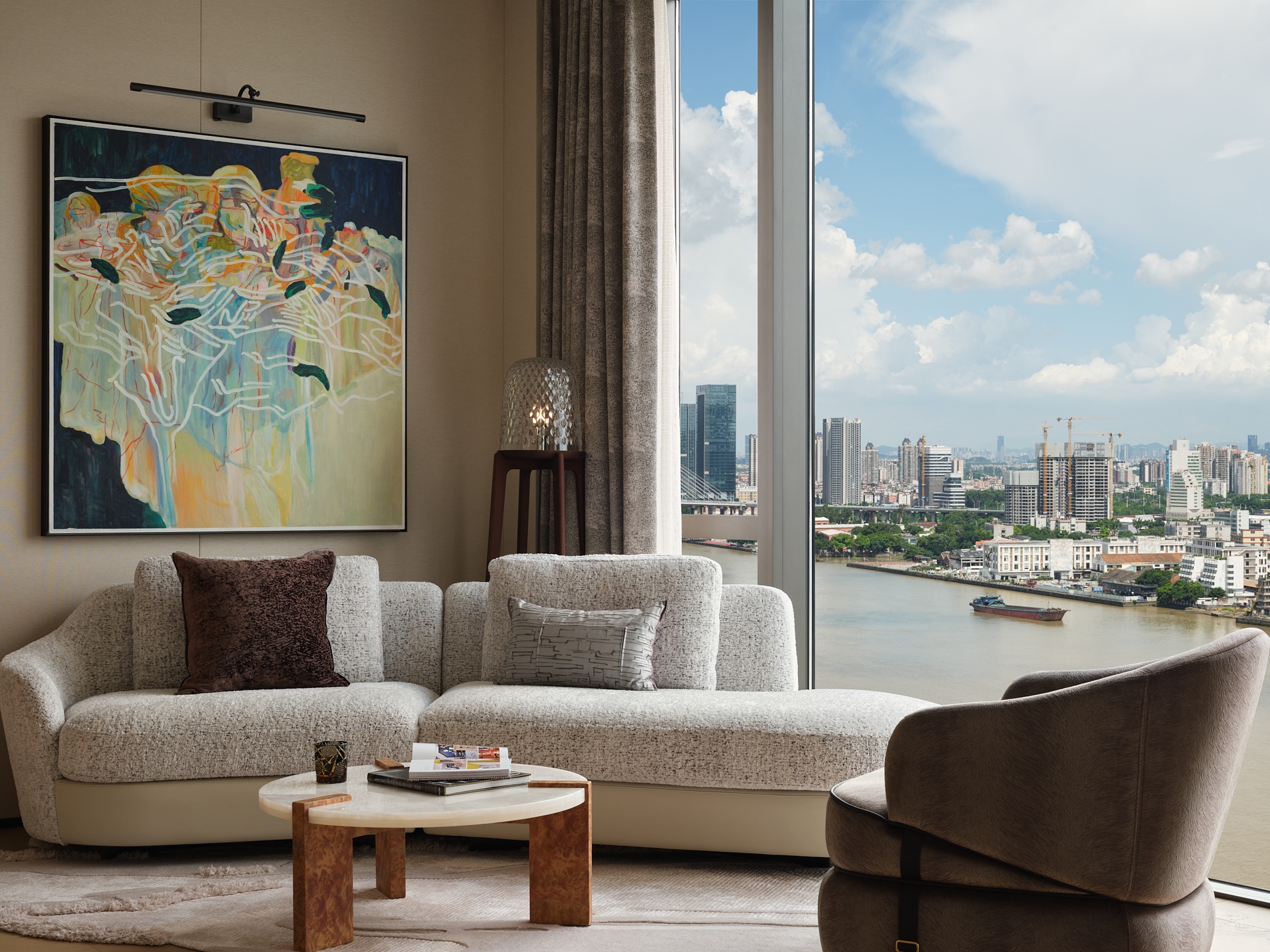 霍英东集团南天名苑复式丨中国广州丨硬装WJID维几设计,软装OPS观致设计-17