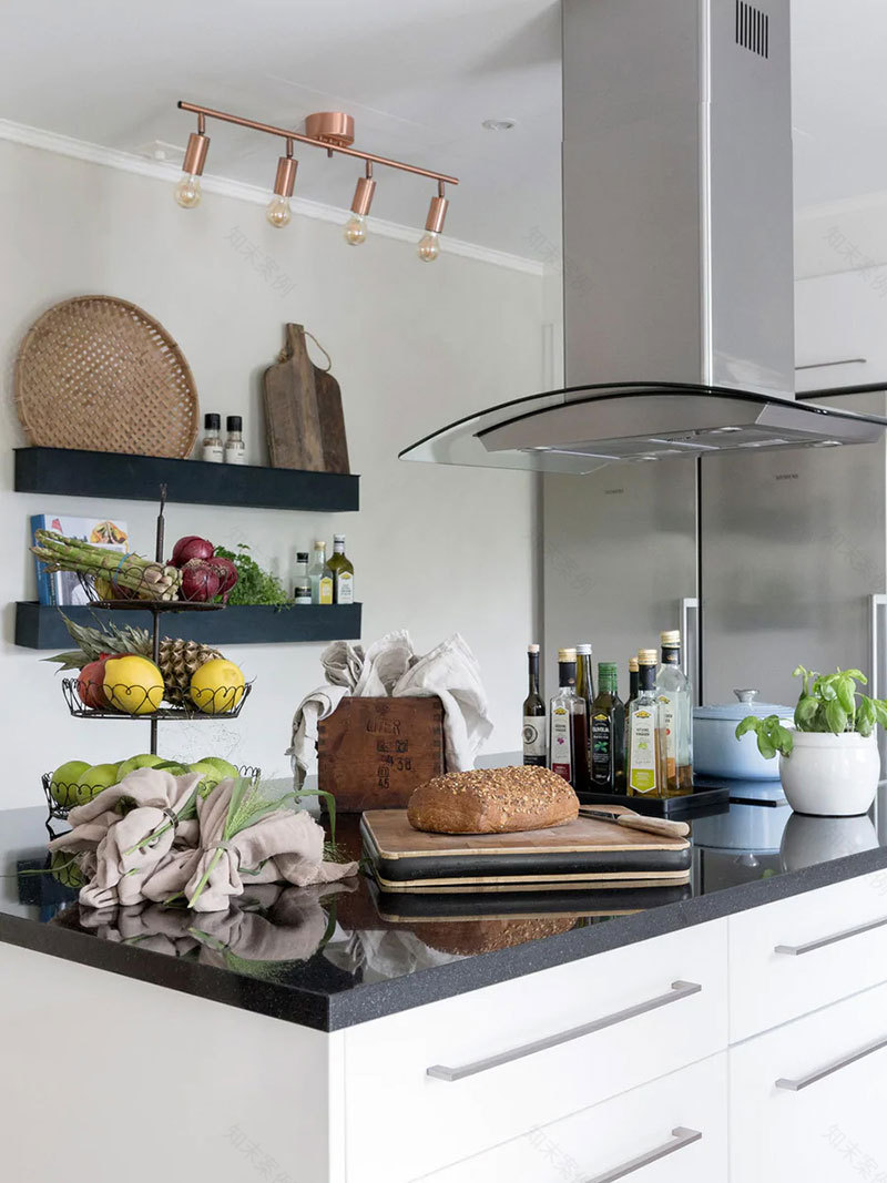 瑞典乡村风情与现代设计完美结合的老屋翻新-12