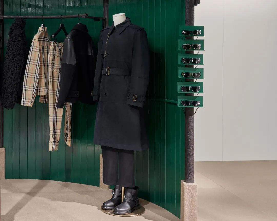 Burberry 沉浸式公园凉亭快闪店丨美国达拉斯-18