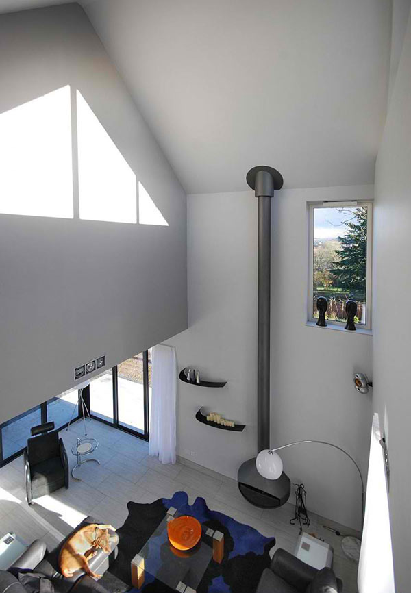 Merrodown: The Black Zinc House in England | Home Design Lover-16