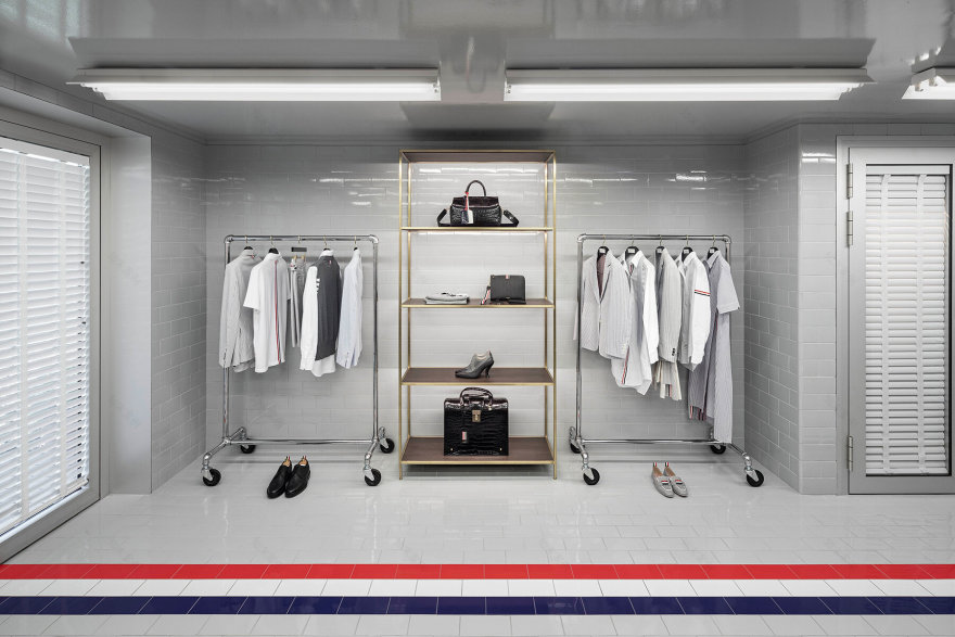 法国圣特罗佩的 Thom Browne 网球专业商店丨ASA studio albanese-16