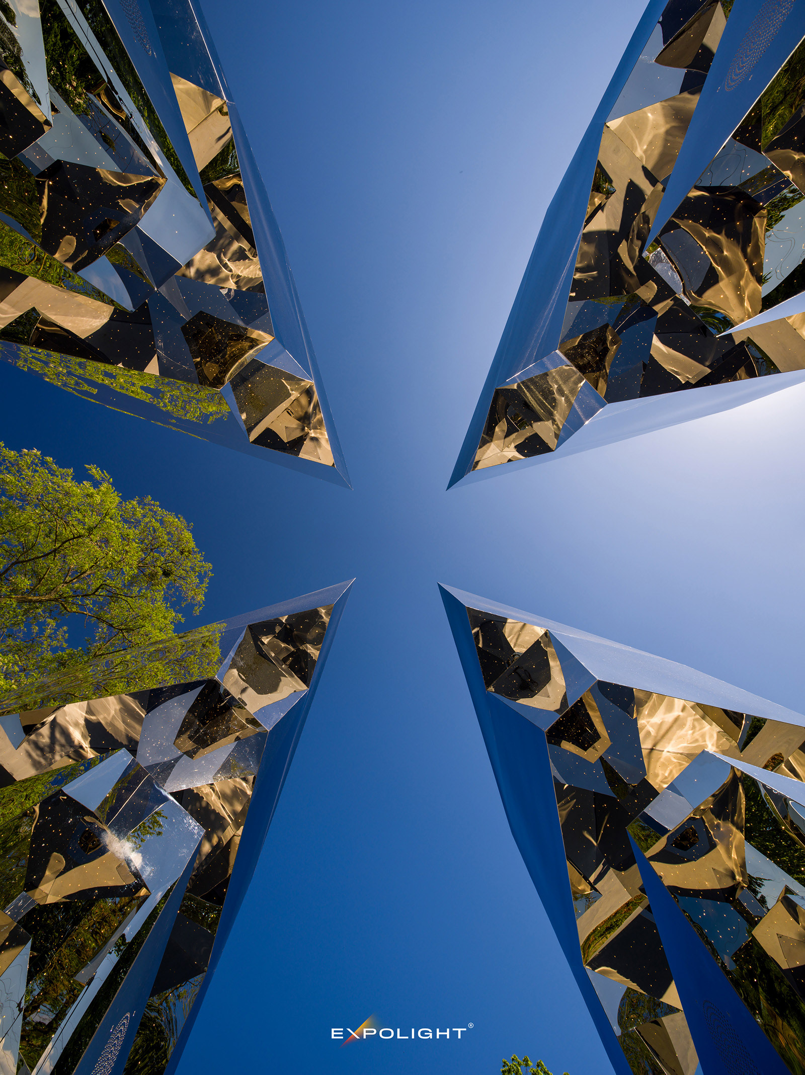 维什霍罗德英雄十字勋章（注：这里CROSS OF HEROES直译为英雄十字勋章 ，VYSHGOROD是乌克兰基辅州的一个城市维什霍罗德，由于不清楚具体语境，这样的组合可能是该城市相关的一种勋章名称，仅作参考） -10