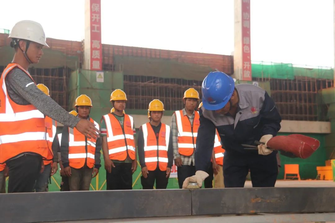 中老铁路首座车站整体亮相-49