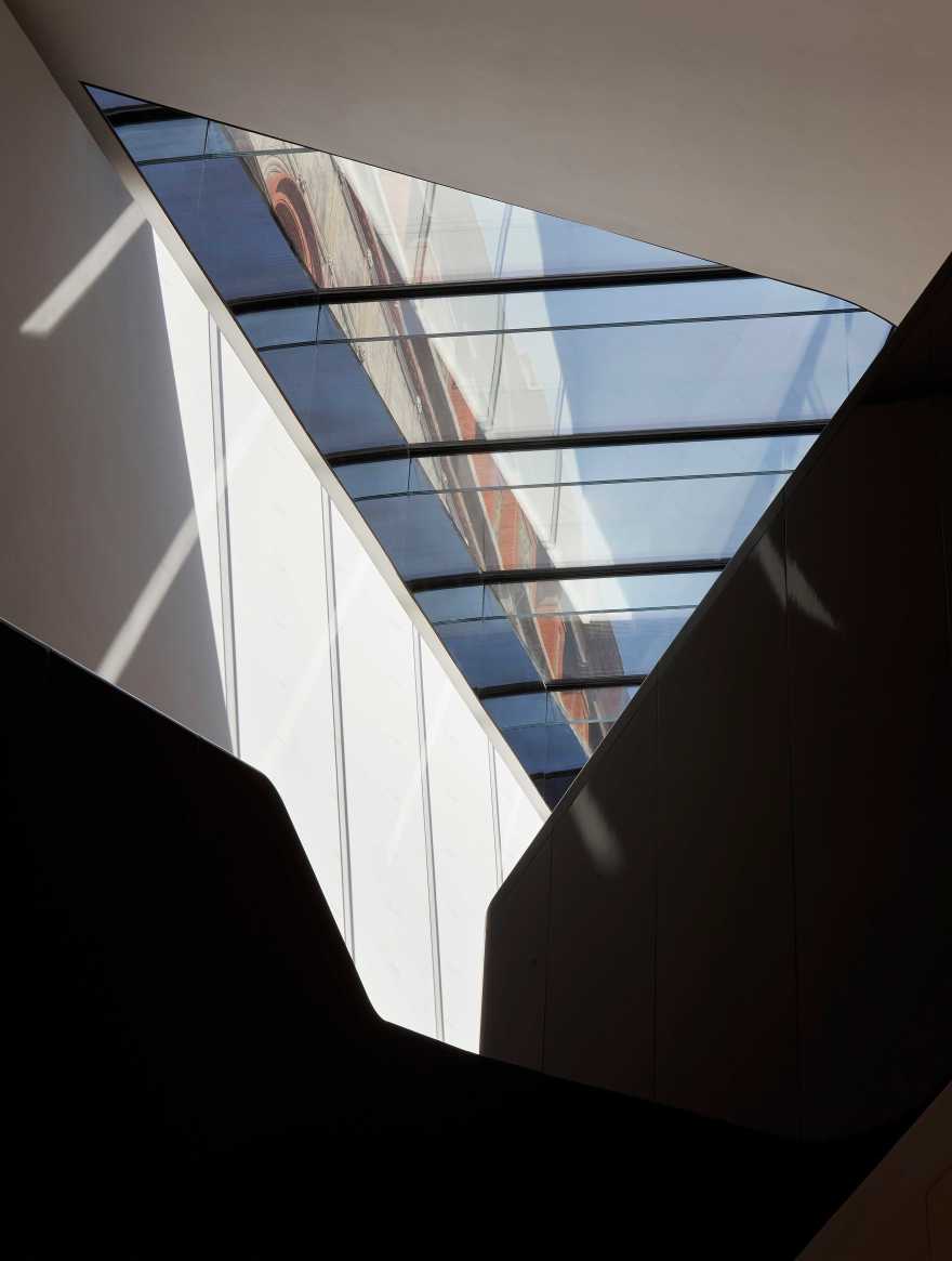 2017 年 V&A 展览道 Quarter,AL_A 建筑事务所打造世界级瓷质公共庭院-8