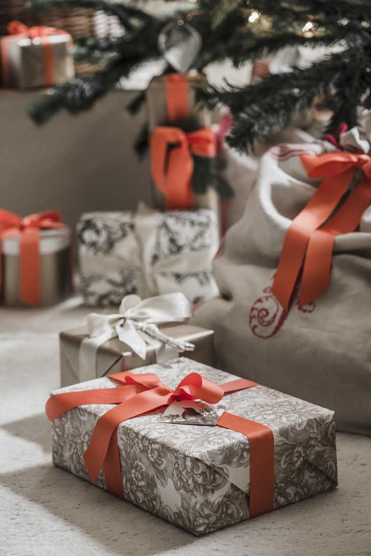 灰色调澳洲圣诞家居，桃色风情点亮节日氛围-8